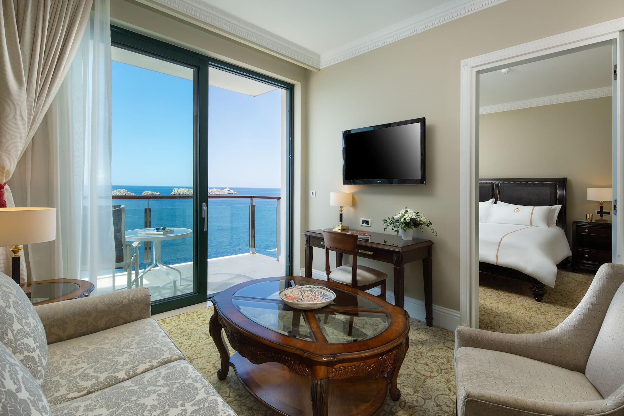 Royal Princess Hotel 5*